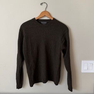 BANANA REPUBLIC 100% MERINO WOOL Olive Cable Knit Crewneck Sweater size L